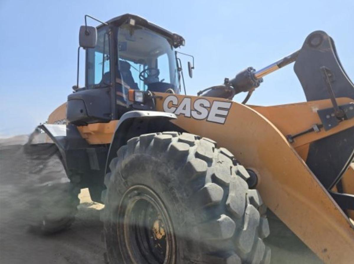 Used Case 821G 4 yard wheel loader
