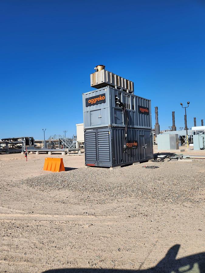 Used 2010 Volvo 550 kW Genset