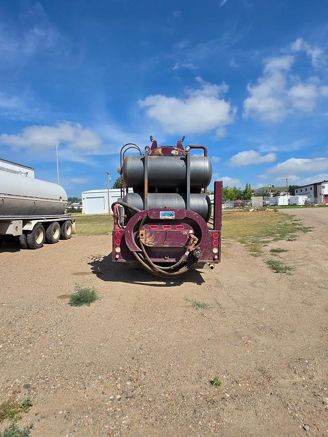 Used 1999 Kenworth T800 Hot Oiler Truck