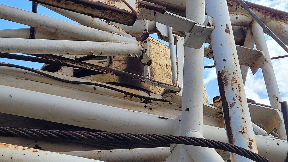 Used 1980 Franks 300 Workover Rig