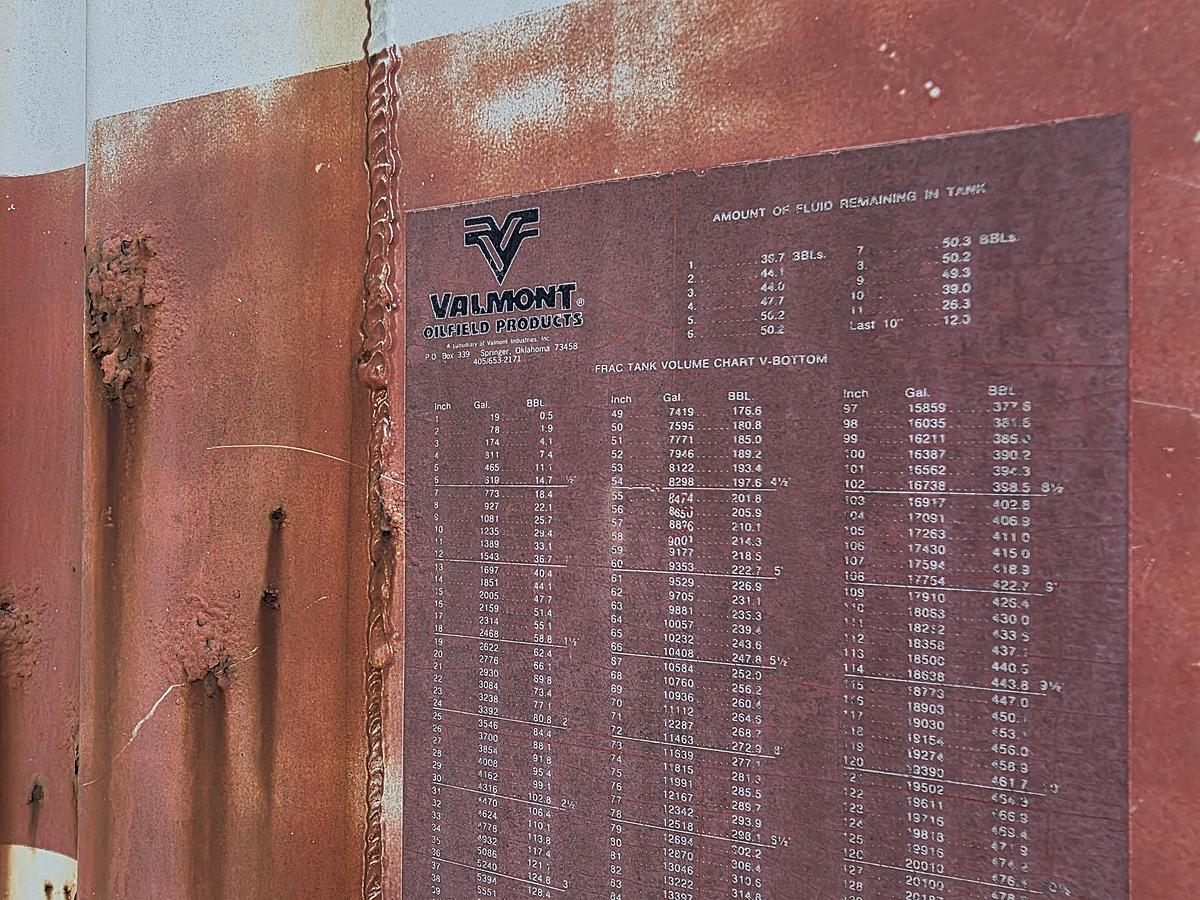 Used Valmont Frac Tanks