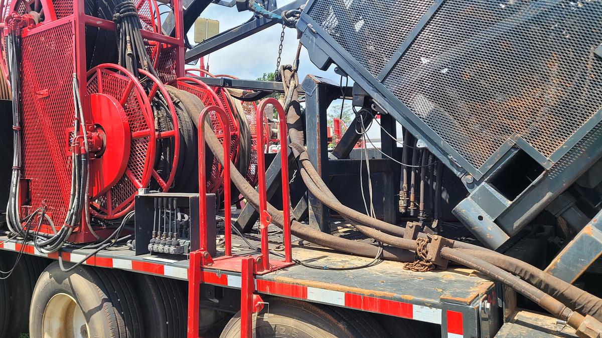 Used 2003 NOV Hydra Rig Coiled Tubing Unit