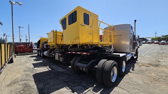 Used 2008 Kenworth Acid Stimulation Trailer