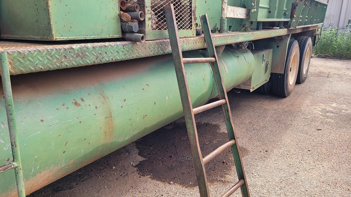 Used 1980 Franks 1287 Workover Rig