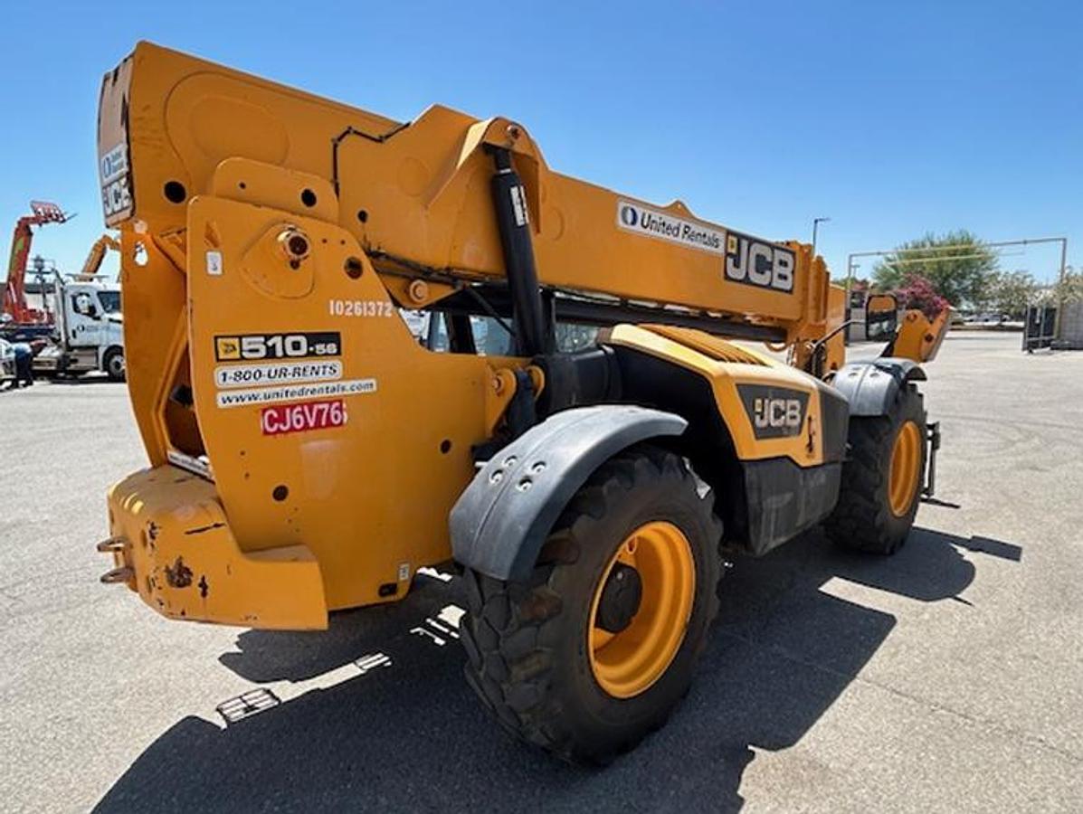 Used Reach lift 10,000 Lbs