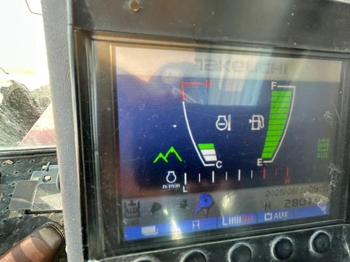 Used 2017 TAKEUCHI TB280FR EXCAVATOR