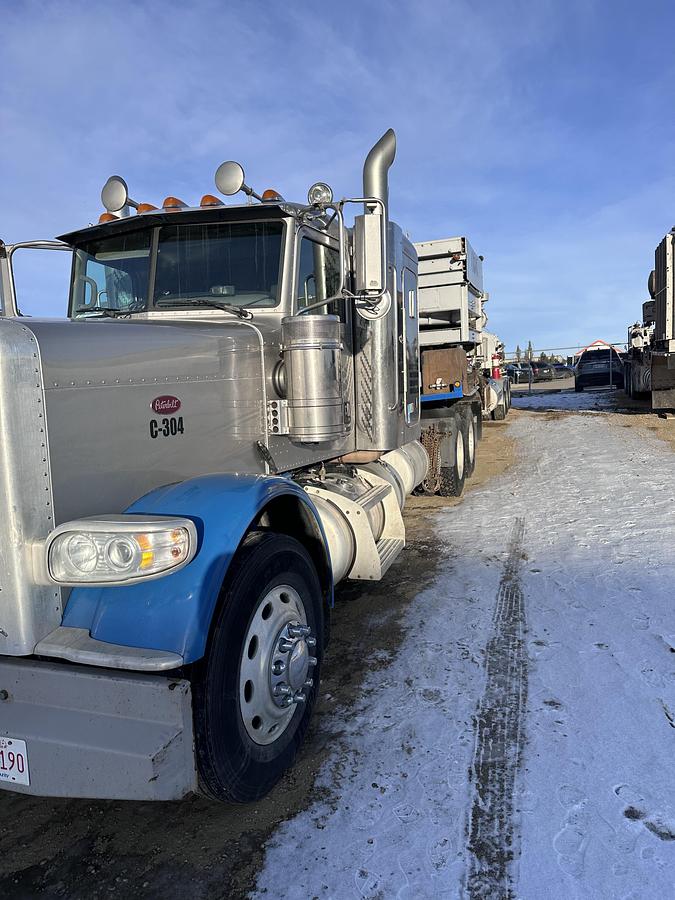 Used 2012 Peterbilt 388