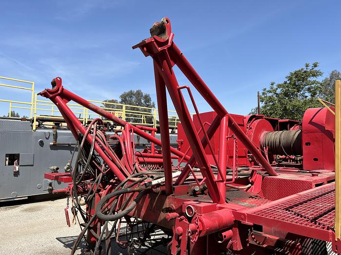 Used 1982 Franks Explorer 300 Carrier