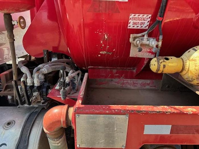 Used 2010 Kenworth T800 Vacuum Truck