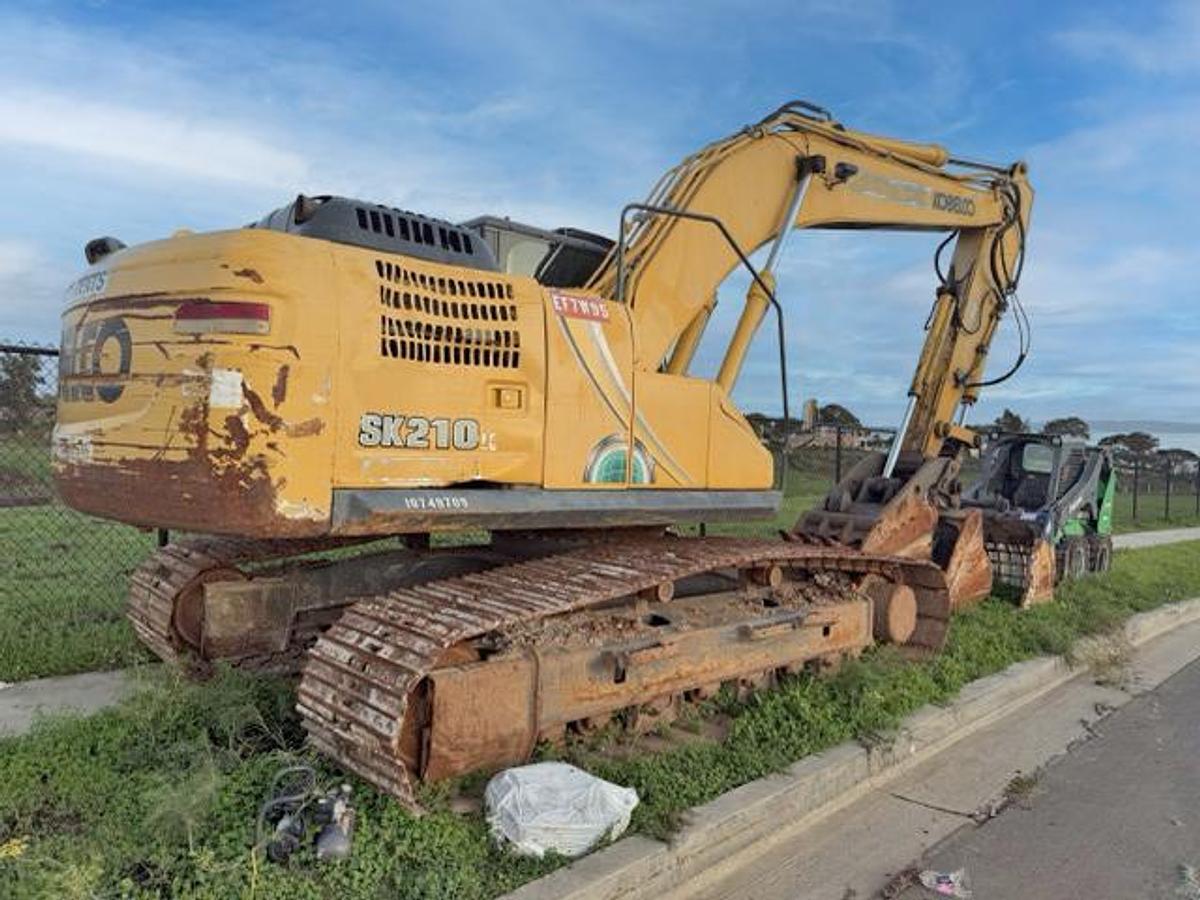 Used 2018 KOBELCO SK210LC-10 Excavator
