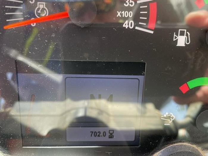 Used Reach lift 12,000 Lbs