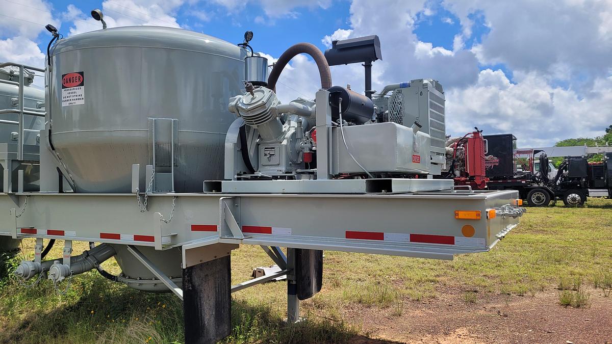 Used 2005 Worley Cement Bulk Trailer