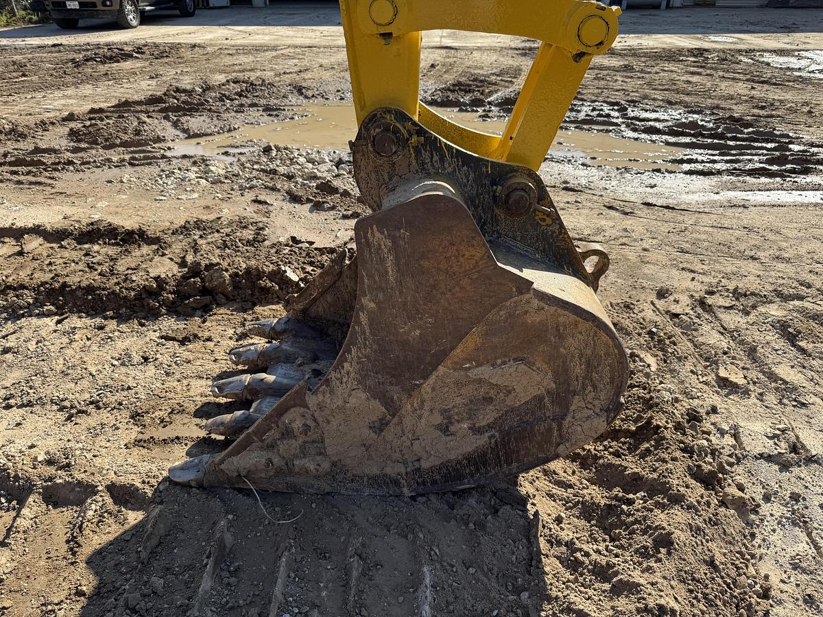 Used 2022 KOMATSU PC138-11