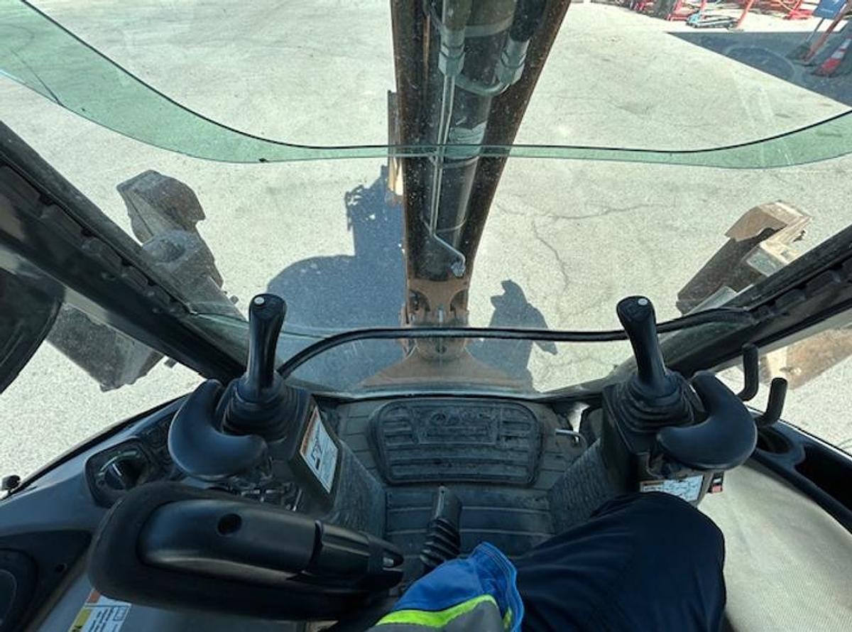 Used 2021 Case 580SN Extend-A-Hoe Backhoe