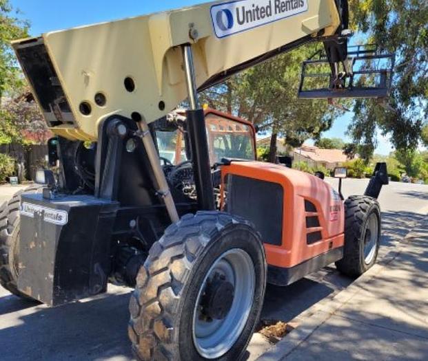 Used 2015 JLG 12k Reach Forklift G12-55A