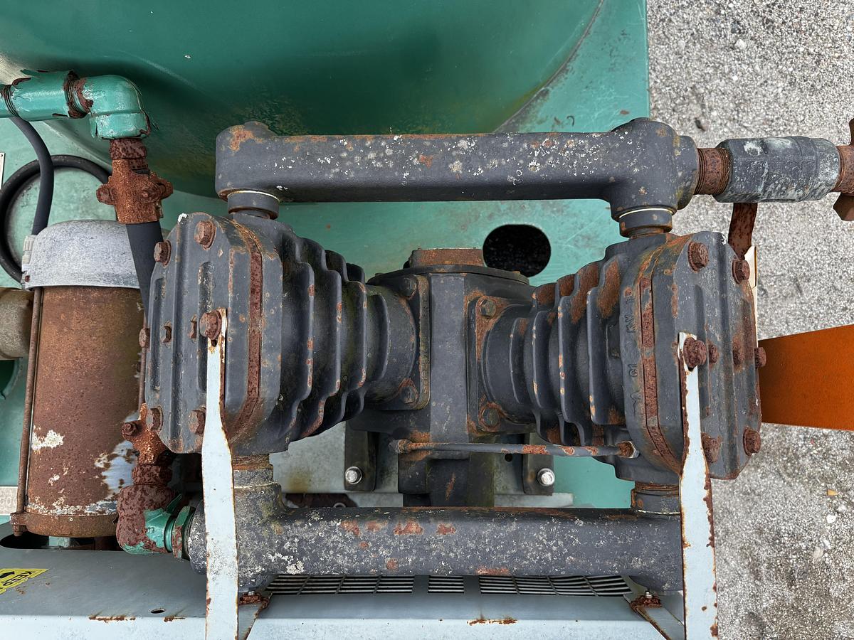 Used Derrick Vacu-Flo 1200 Vacuum Degasser