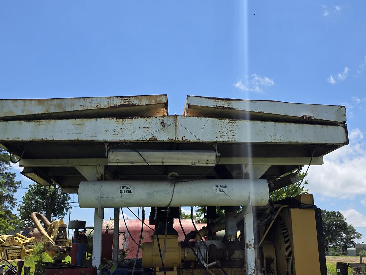 Used Skytop Brewster N-46 900 HP Drilling Rig