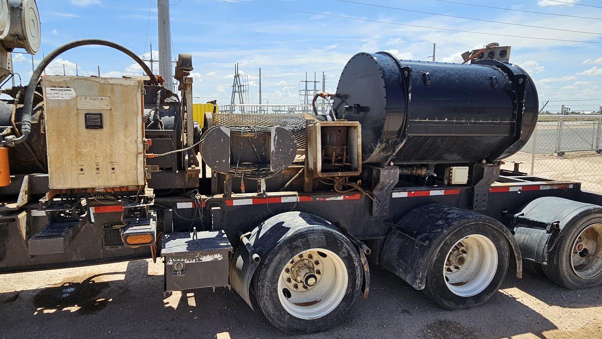 Used 2011 Caterpillar Gardner Denver 2500 Frac Pump