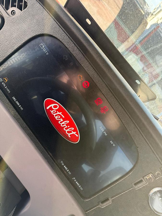 Used 2023 Peterbilt 389 Day Cab Truck