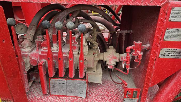 Used 2004 Franks 1287 Workover Rig