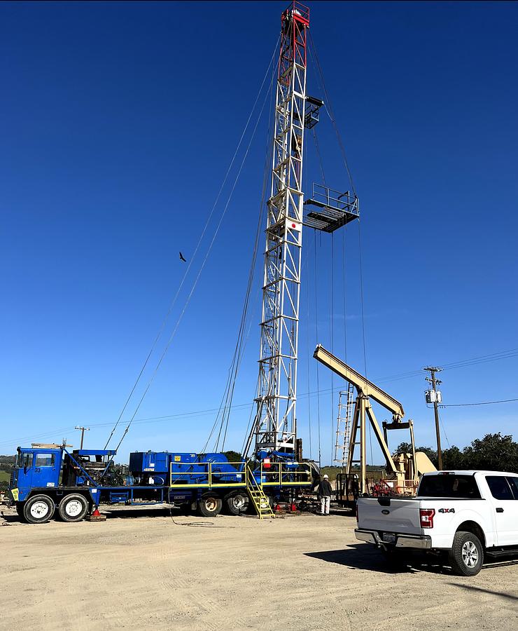 Refurbished 1985 Cooper 350 Workover Rig