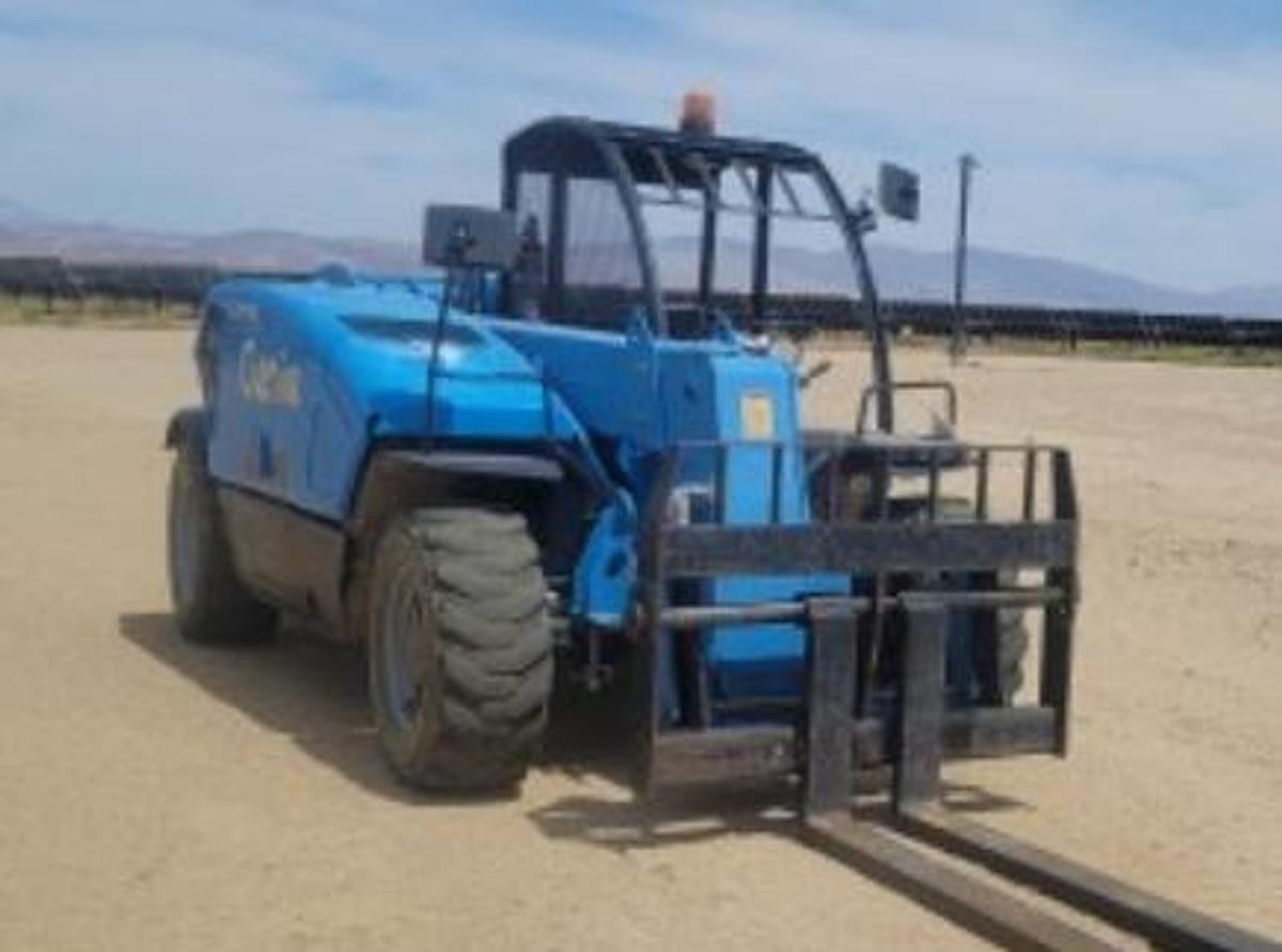 Used 2017 Genie GTH-5519 5k Reach forklift