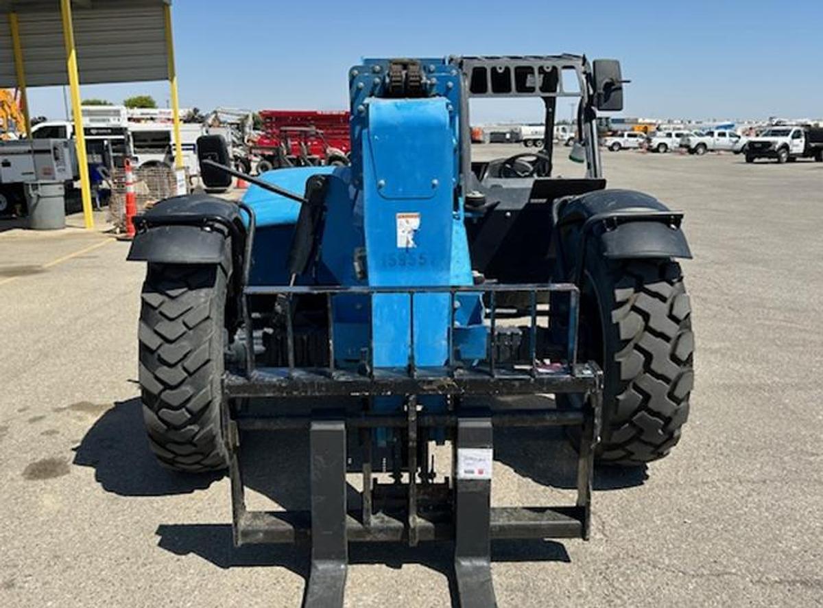 Used 2015 Genie GTH-636