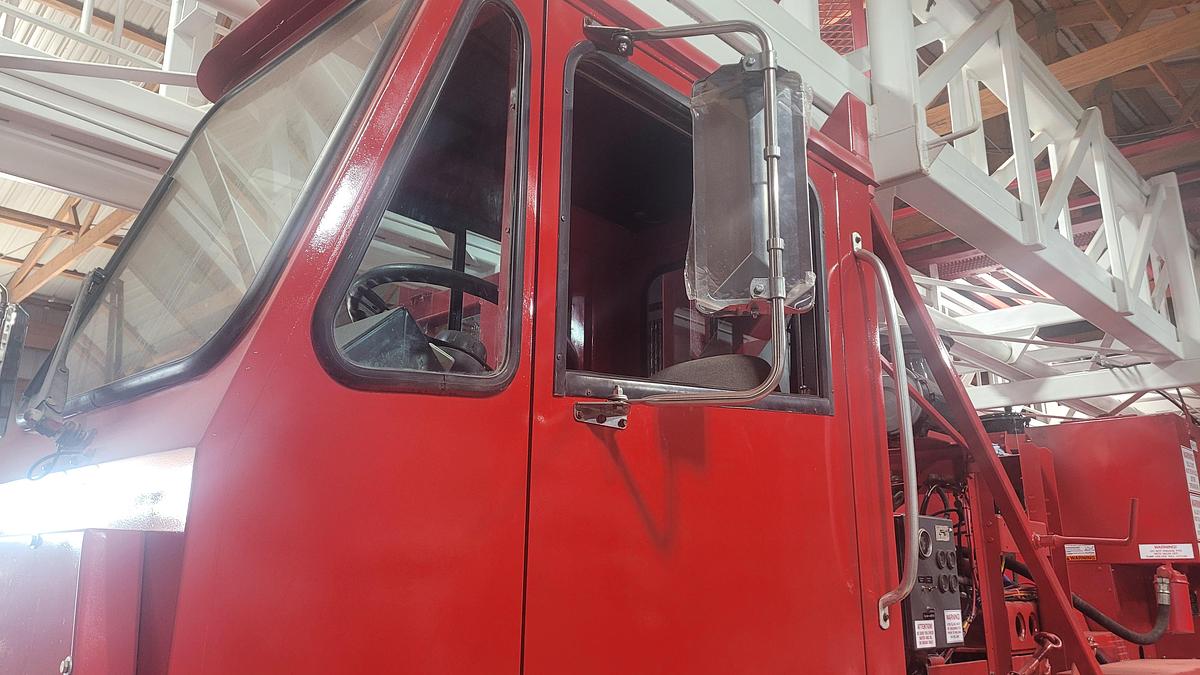 Refurbished Cameron 550 Workover Rig