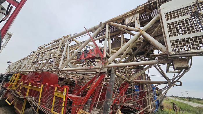 Used 1981 Franks 300 Workover Rig