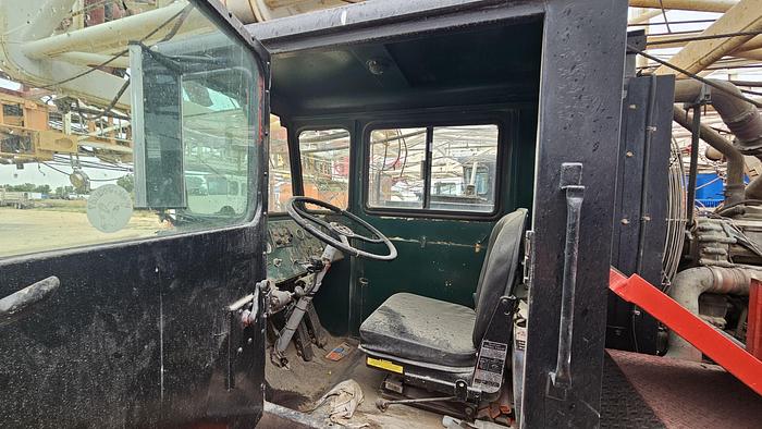 Used 1981 Franks 300 Workover Rig