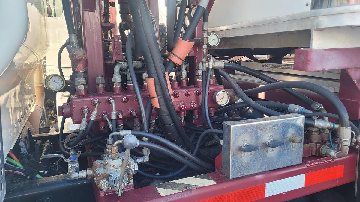 Used 2006 Celtic Pride Coiled Tubing Unit