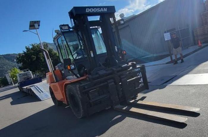 Used Doosan D160S-7 36,000 LBS forklift