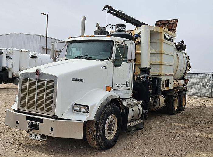 Used 2015 Guzzler Vacuum Excavator Truck