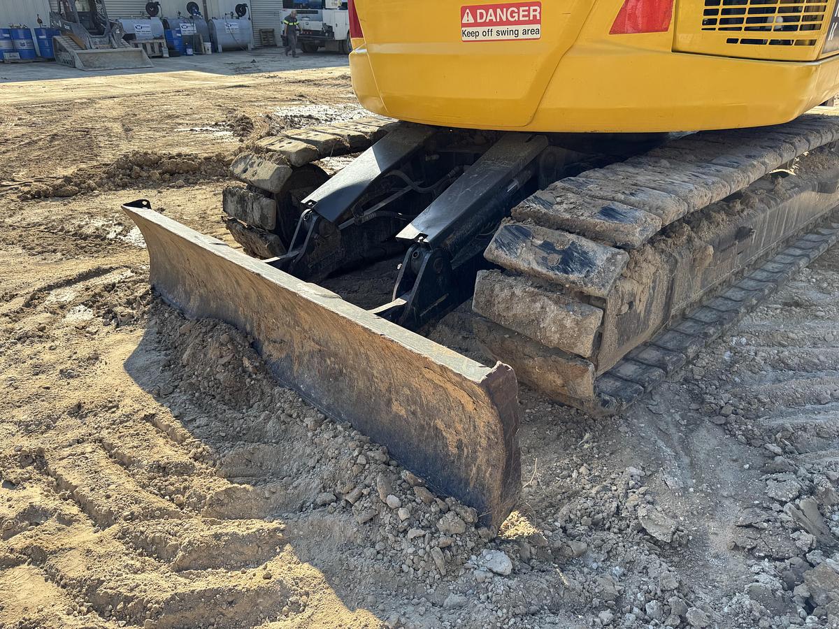 Used 2022 KOMATSU PC138-11