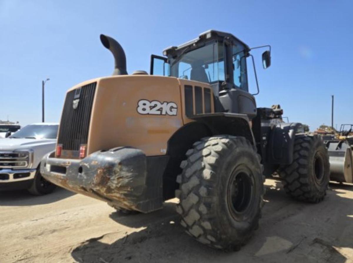 Used Case 821G 4 yard wheel loader