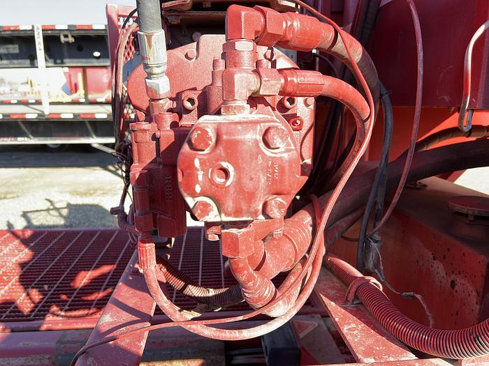 Used 2013 Hawker Pipe Handler