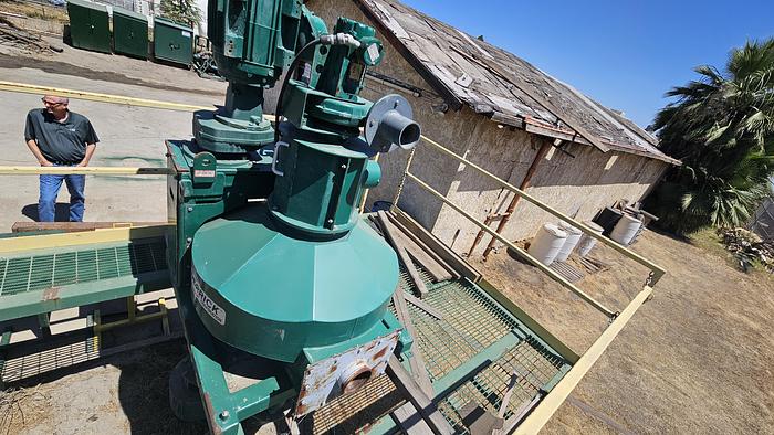 Used Derrick Vacuum Degasser