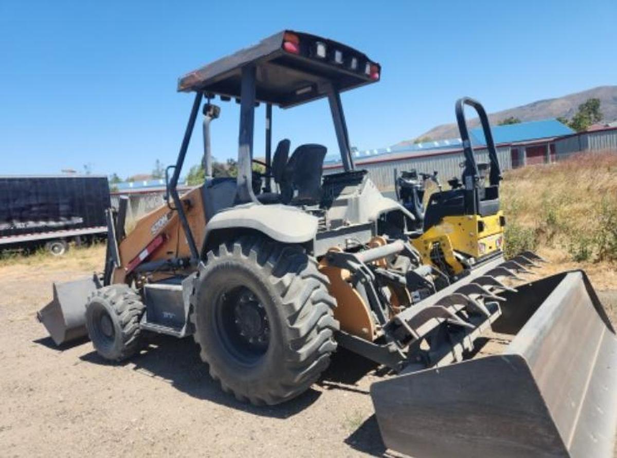 Used Case Skip Loader