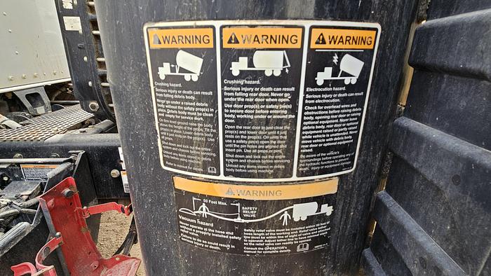 Used 2015 Guzzler Vacuum Excavator Truck