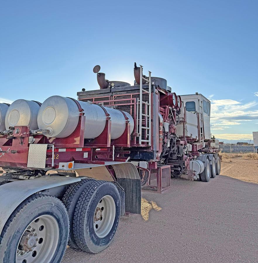 Used 2011 Cummins 1000 HP Double Pumper