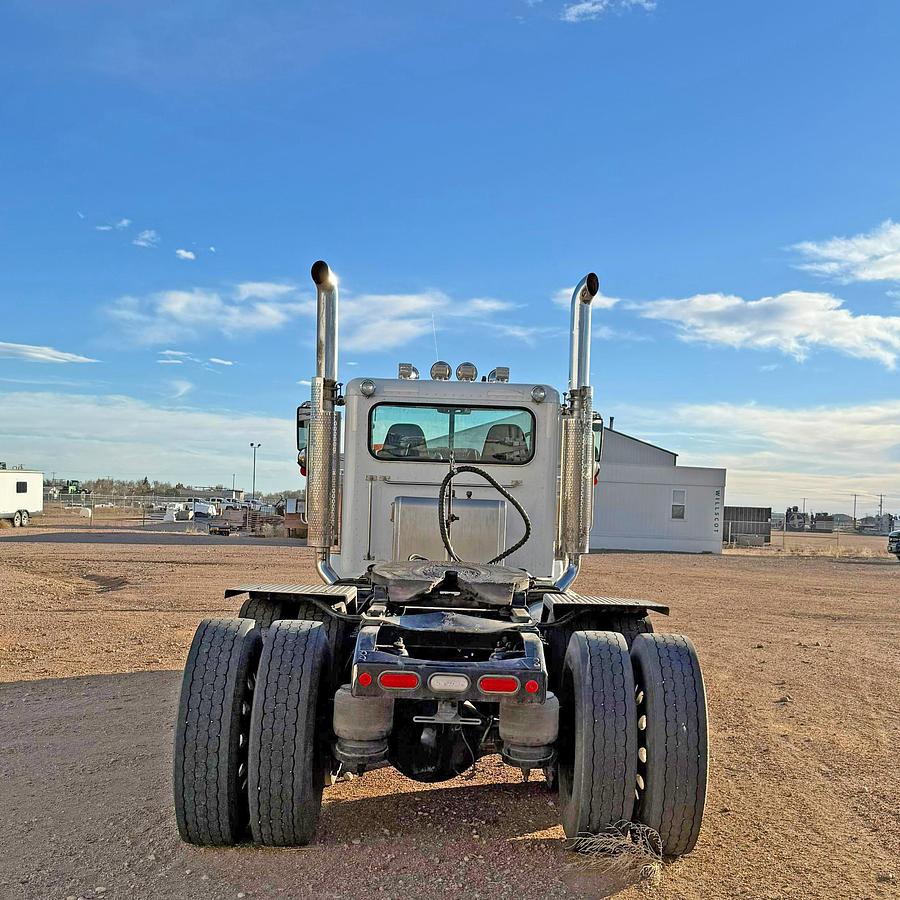 Used 2023 Peterbilt 389 Day Cab Truck