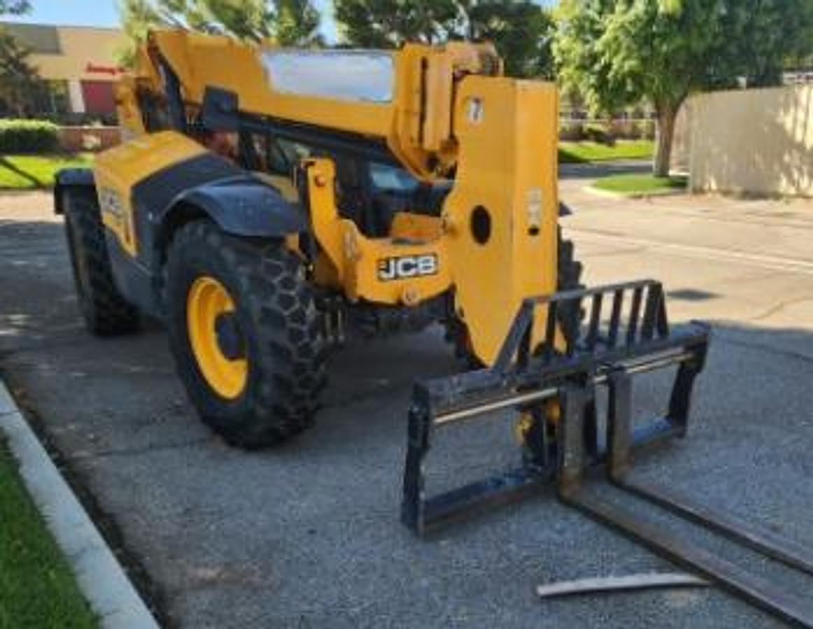 Used 2018 JCB 507-42 Telehandler - 7,000 lb - 42' Lift - 3,332 Hrs - Lancaster CA USA
