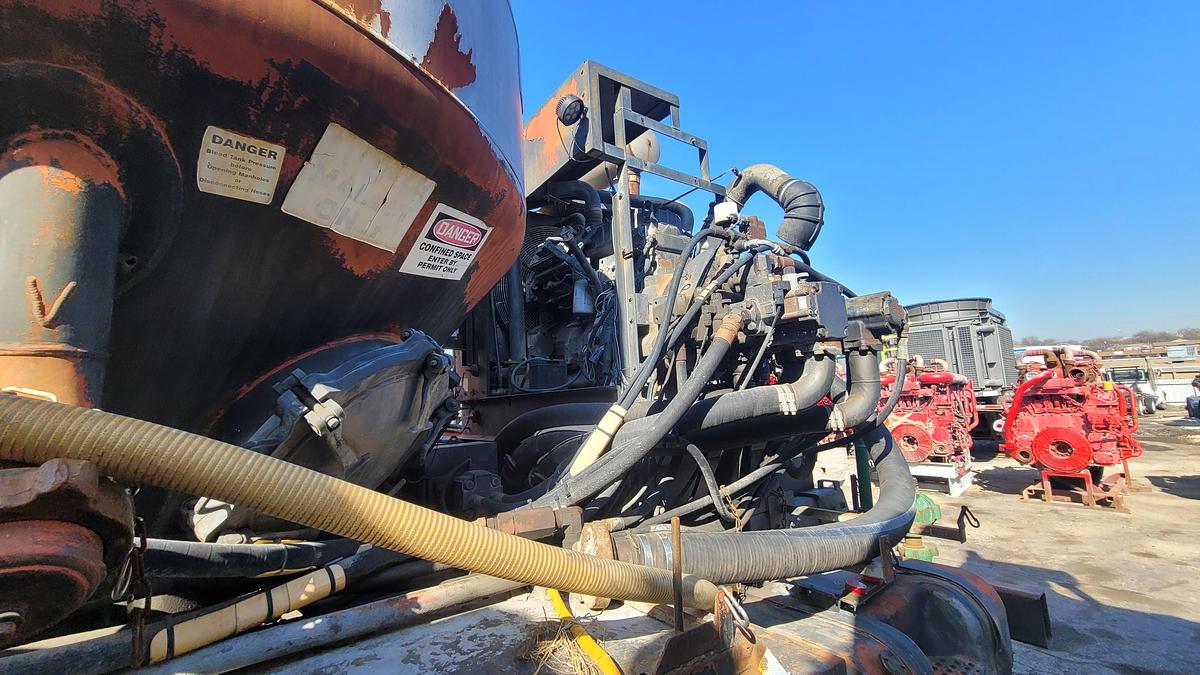 Used 2008 International Cement Pumper