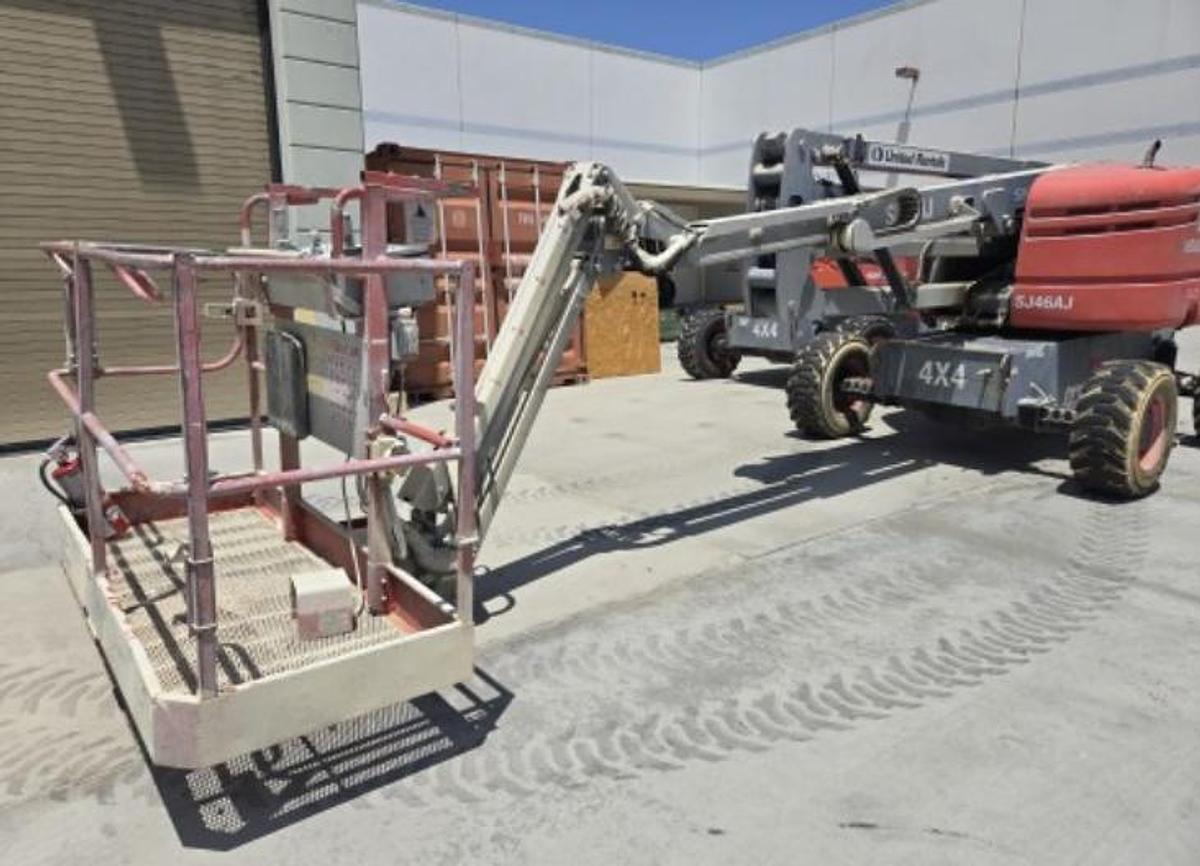 Used 2016 Skyjack SJ46AG Articulating Boom 