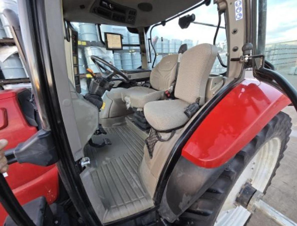 Used 2022 CASE PUMA 220