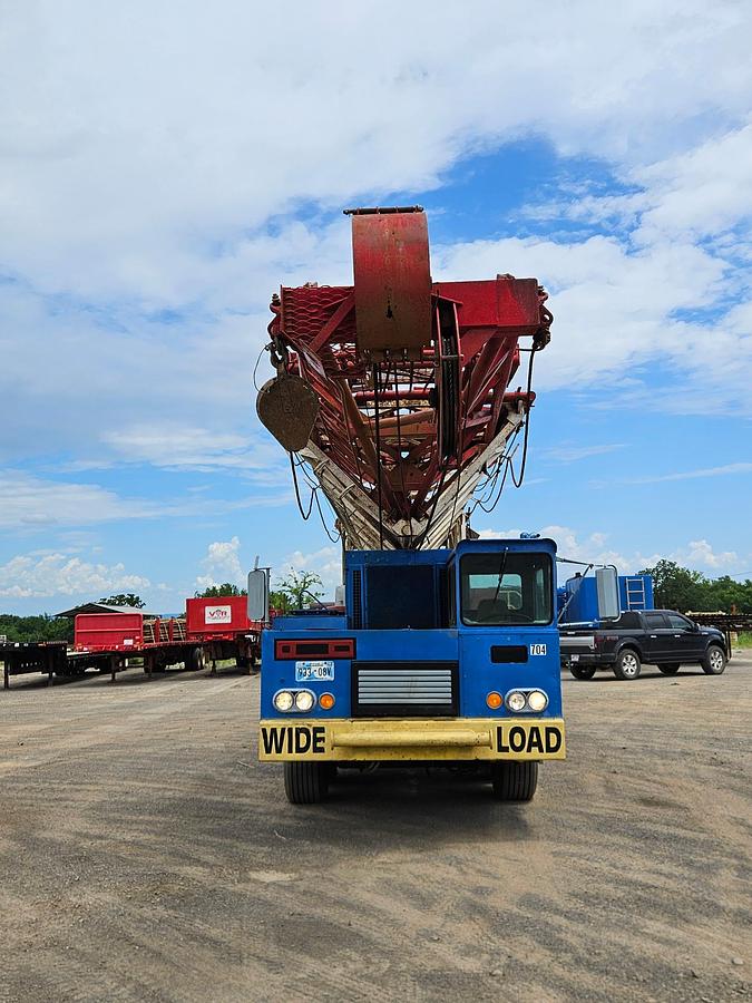 Used 1981 Franks 300 Workover Rig
