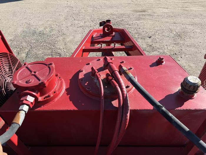 Used 2013 Hawker Pipe Handler