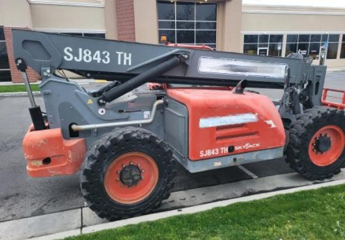 Used 2017 SKYJACK SJ843TH