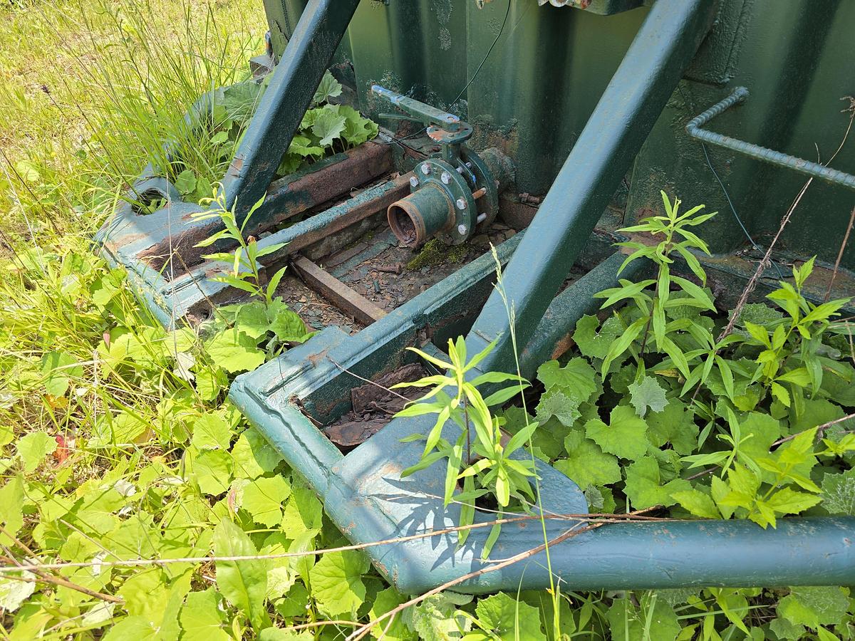 Used Valmont Frac Tank