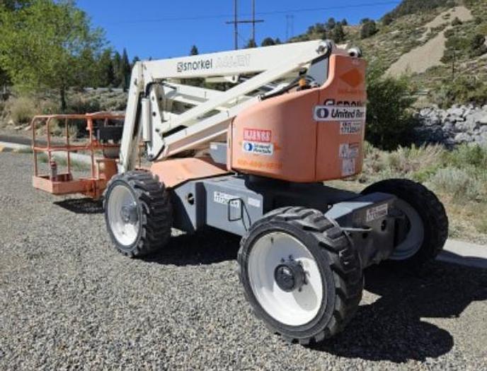 Used 45ft Articulating Boom